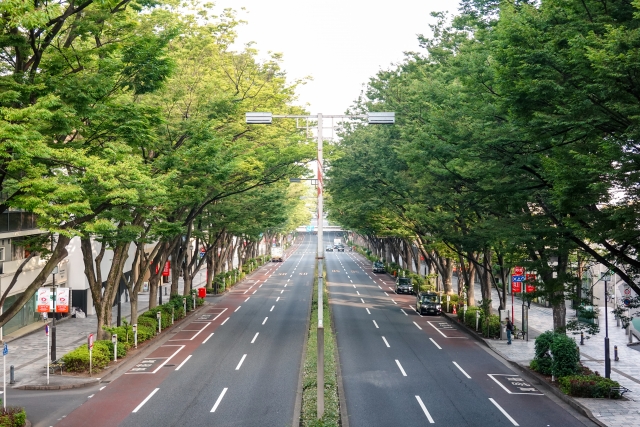 都会　早朝運転